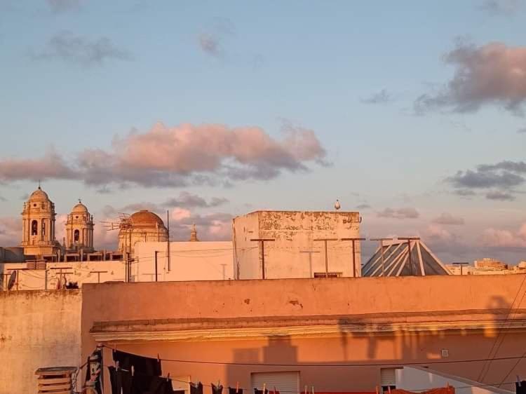 Cadiz : Superbe Appartement en plein centre Extérieur photo
